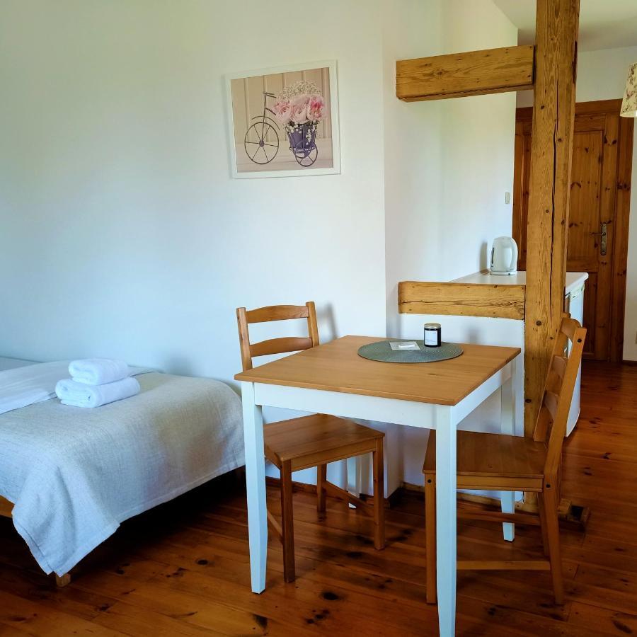 Dom Nad Potokiem Apartamento Proszowa Exterior foto